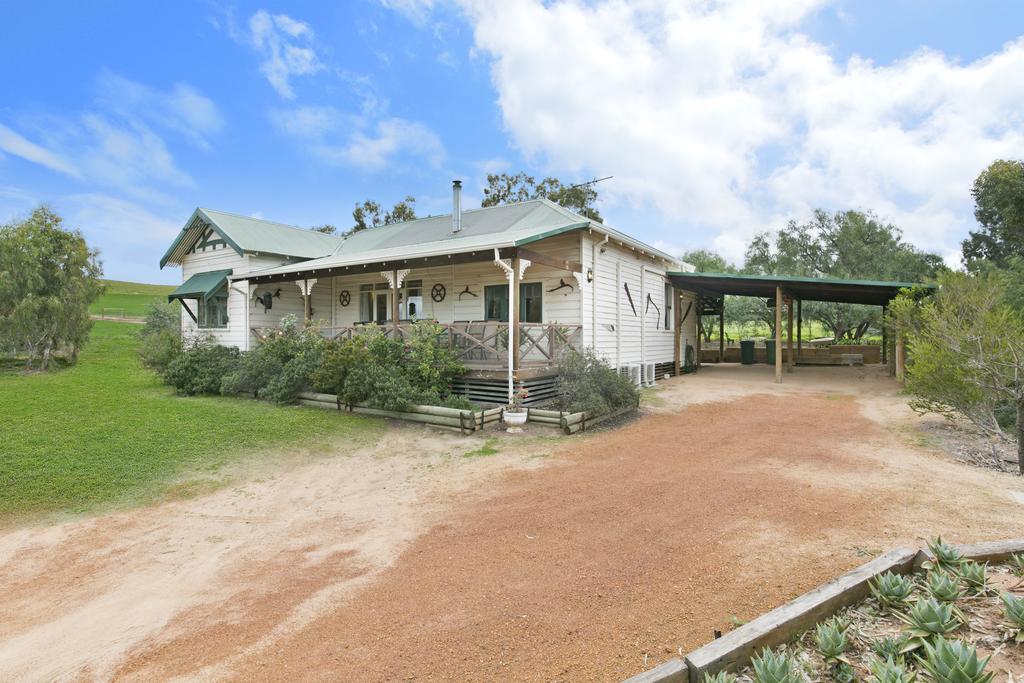 Hillside Country Retreat Hotel ยอร์ค ภายนอก รูปภาพ